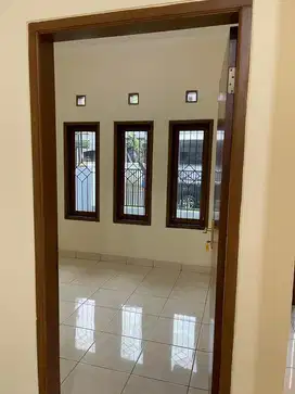 Sewa Rumah Siap Huni di Komplek Batununggal Bandung