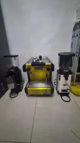 Mesin kopi singel grup