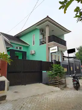 Rumah Second Murah Kualitas mewah di Perumahan Maharaja Depok