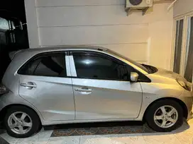 Honda Brio Matic (2015)