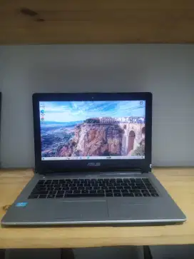 Asus A46CB Core i3 - 3217U DDR 8GB SSD 128GB 14 baterai 2 jam