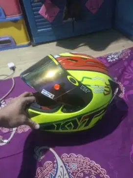 Helm KYT full face