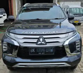 Pajero Sport Dakar AT 4x2 2022 abu abu