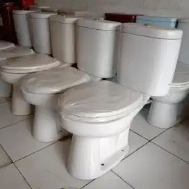 DIJUAL CLOSET DUDUK TOTO CW 420 JP WARNA PUTIH SECOND
