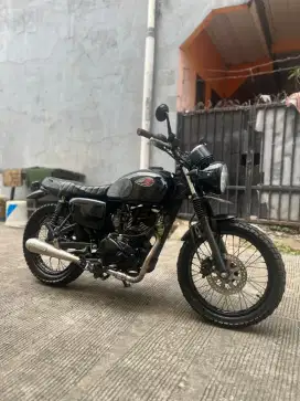 Kawasaki W175 SE thn 2022