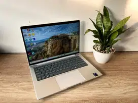 Hp elitebook G1i core ultra 5 235u 16gb ddr5 256gb garansi resmi 2028