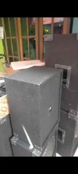 Sound system pnya sendiri.buat jamiyahan/karokean sip