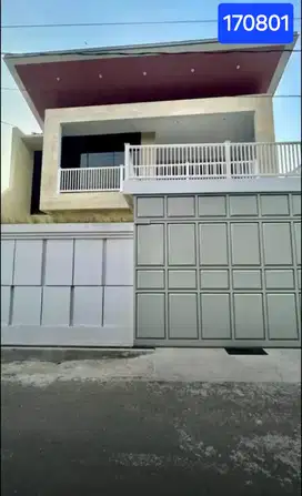 RUMAH MEWAH DI JL  PUSPONJOLO TENGAH BOJONGSALAMAN SEMARANG BARAT