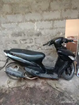 Motor Yamaha Mio smile