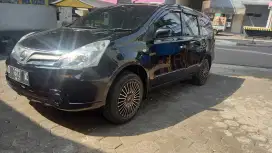 Nissan Grand Livina 1.5 XV A/T 2011