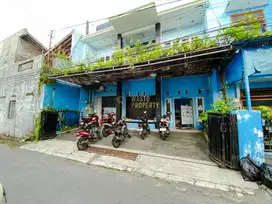 DIJUAL MURAH, RUMAH KANTOR DAN ISINYA DEKAT KAMPUS YKPN SETURAN