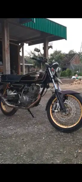 Bismillahirrahmanirrahim, Dijual GL 100 basic mega pro primus 2009