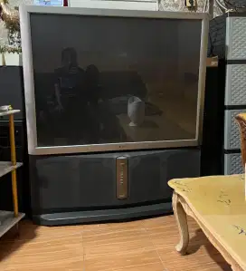 Tv dan Speaker 1Set