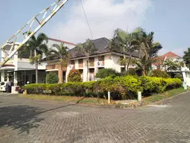 Rumah HOOK Graha Estetika Dekat UNDIP Tembalang