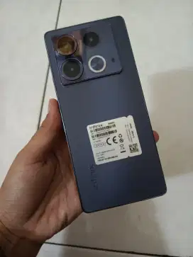 Infinix note 40 5G 8/256 fullset tinggal pakai