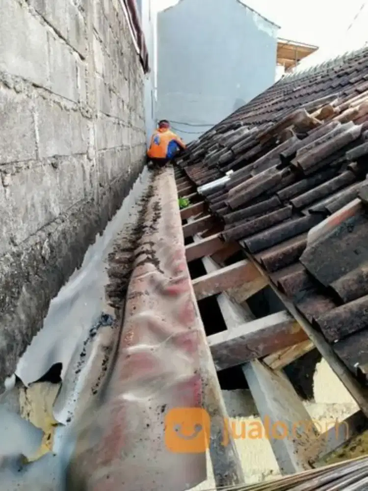 Tukang atap bocor renovasi rumah kontruksi baja ringan dll