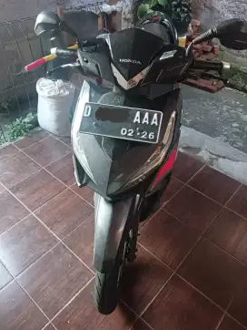 Vario 125 led old