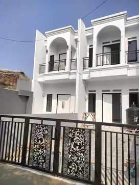 Rumah dijual Murah, 2 Lantai Jatiwaringin, Bekasi dekat LRT Jatibening