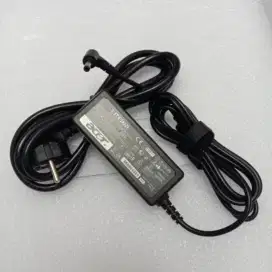 Casan laptop Acer lama 2 buah 100