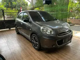 Di jual cepat mobil nissan march nismo 2015 veleg rs