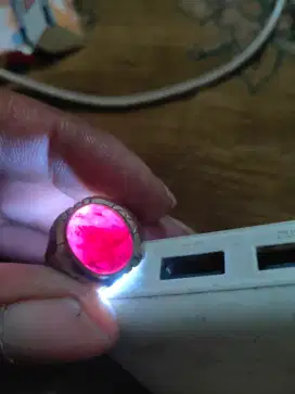 Batu ruby lawasan