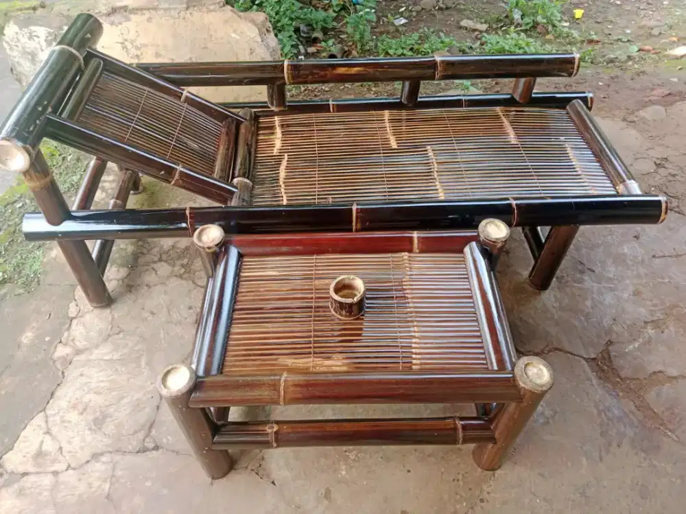 Bale senderan + Meja