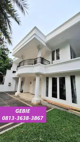 Rumah Disewakan Area Strategis 2 lantai di Pondok Indah Jaksel PU16887