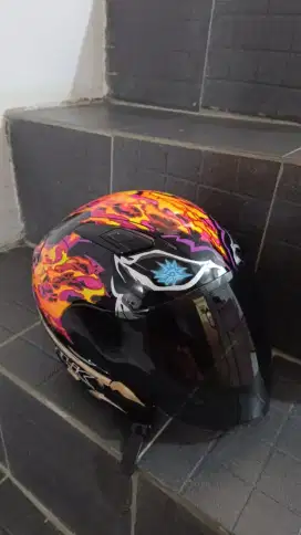 Helm NHK R1 Elite