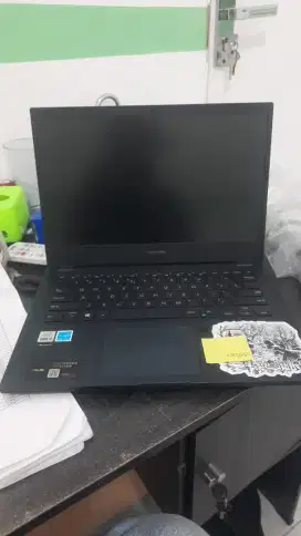 Laptop Asus expertbook i3 gen 10 Ram 4GB