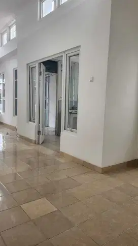 RUMAH 1 LANTAI DI CIBUBUR COUNTRY BARU SELESAI RENOVASI