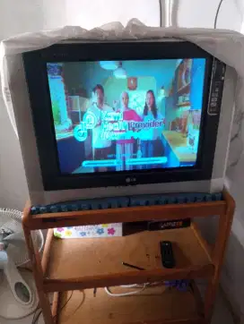 Jual tv tabung merk LG+setebox merk apple