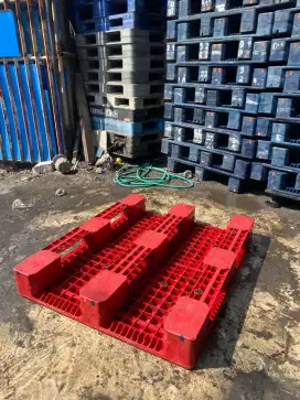 Grosir pallet plastik dan Palet plastik tebal