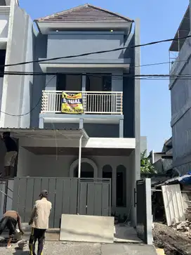Rumah Baru Kertomenanggal Gayungan A. Yani Kota Surabaya