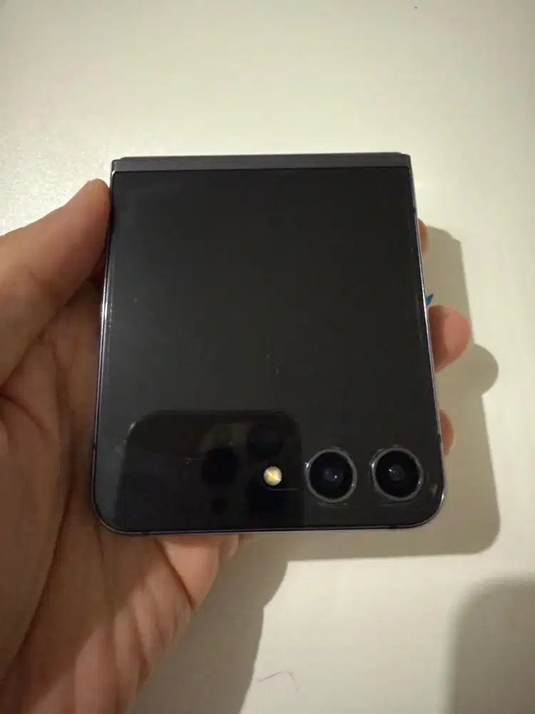 Samsung Z Flip 5 8/256