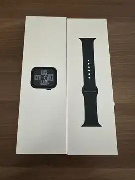 Apple Watch SE 2nd Gen  44 mm BNOB