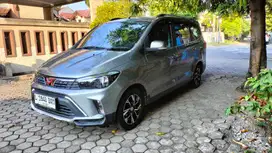 Wuling confero s