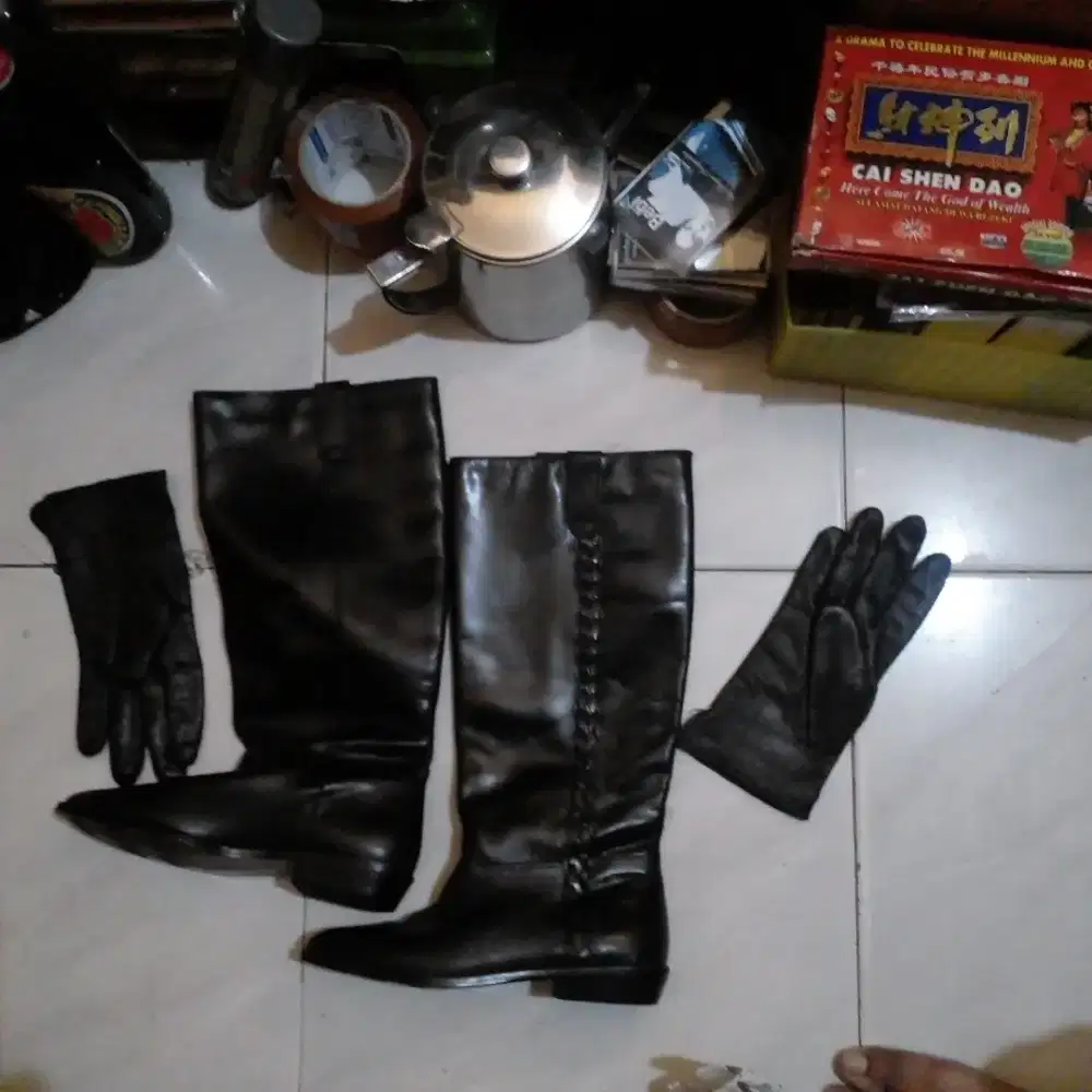 Sepatu kulit  berkuda /motor free sarung tangan kulit made uruguay
