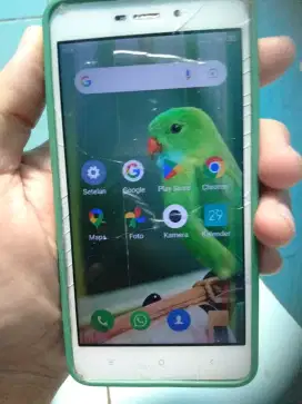 Jual hp redmi 4A batrei kuat/ bagus tinggal pakai.