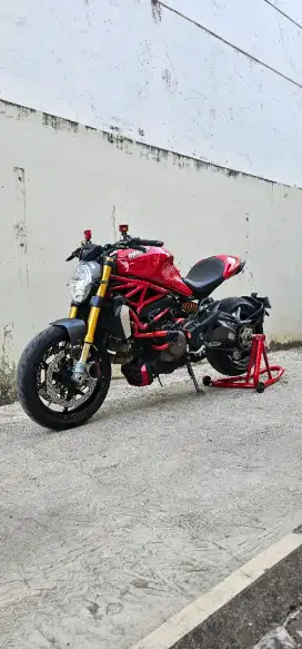 Ducati Monster 1200S ABS