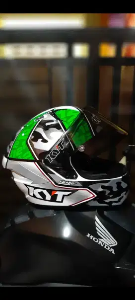 Helm KYT NFR full face