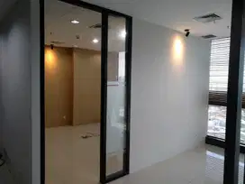 Kawasan Strategis Kantor Pakuwon Center Surabaya Siap Huni RIC.A241
