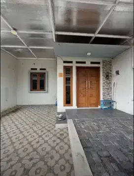 Sewa Rumah Siap Huni Di Pinus Regency Soekarno Hatta dkt Margahayu