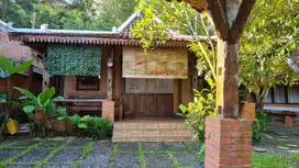 RUMAH ETNIK FULL FURNISH AKSES MUDAH TEPI JALAN GODEAN