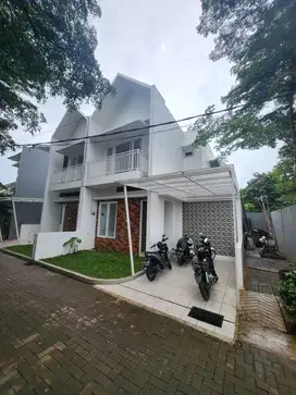 Di jual rumah siap huni di bintaro