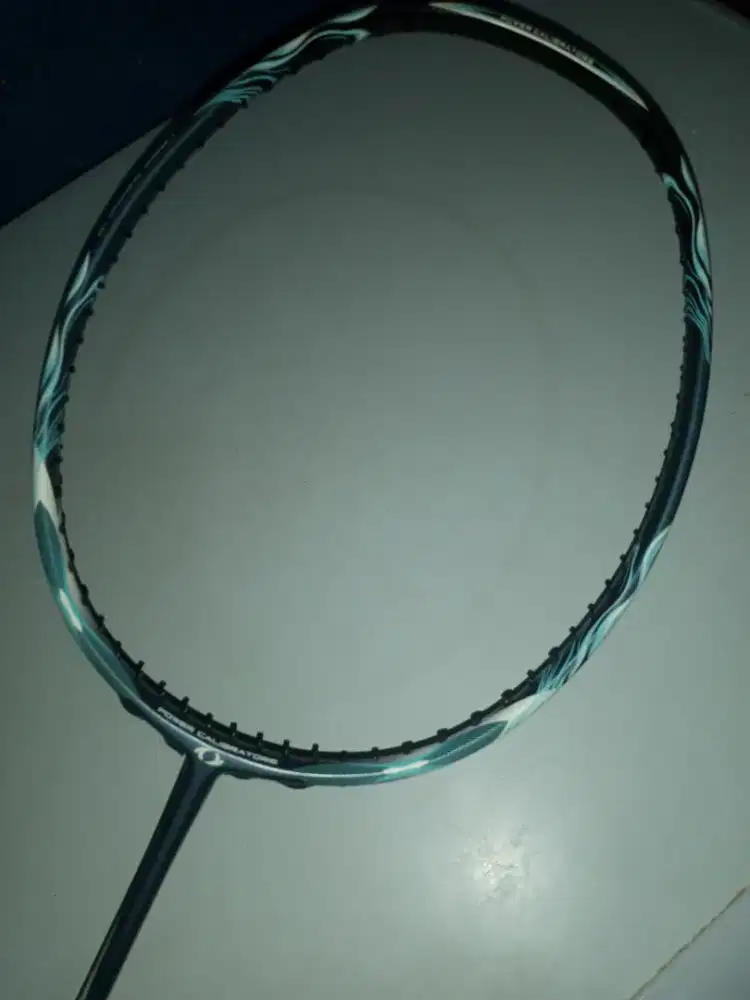 Raket bulutangkis Astec Tornado 700 dan Proace Sweetpot ss1000