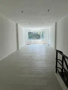 Ruko 4 Lantai Kebon Bawang Priok Luas 76 M2 HGB Cocok Kantor