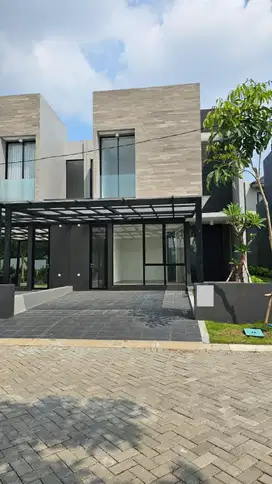 Rumah Citraland Pelican Hill Minimalis Baru Gress