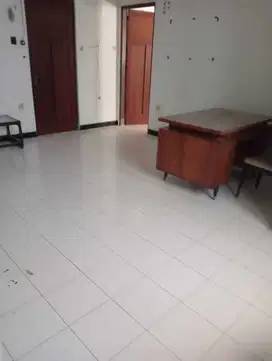 Rumah Jl Kawung Deket Indrapura, Perak, Rajawali