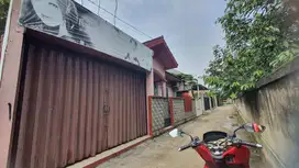 Rumah Dalam Komplek 200 m Di Kalimulya Depok Hanya 950 Juta