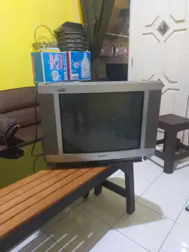 Jual tv bekas mer polytron dan akari
